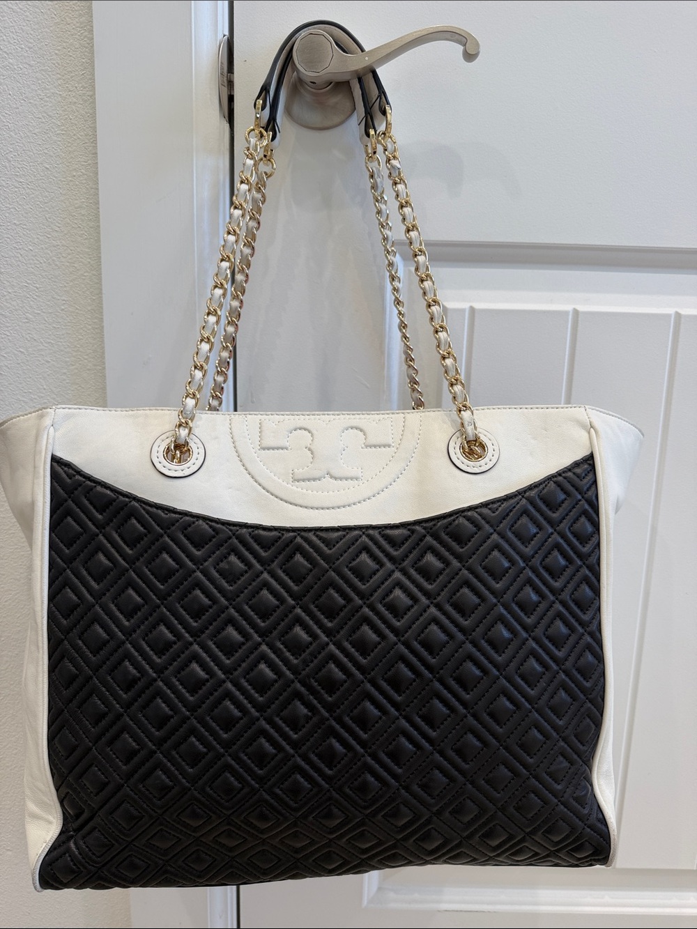 Tory Burch Quilted Fleming Tote with Dustbag